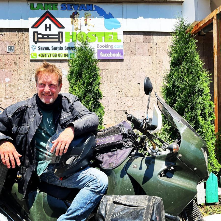 Lake Sevan Hostel Bagian luar foto